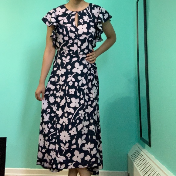 Dress - Picture 1 of 2